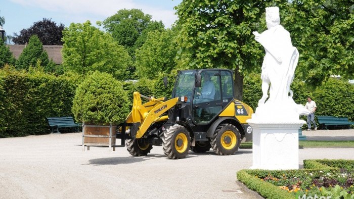 Komatsu WA 90-6